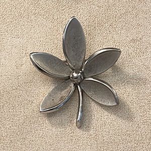 Vintage TRIFARI Silver Tone Flower Brooch